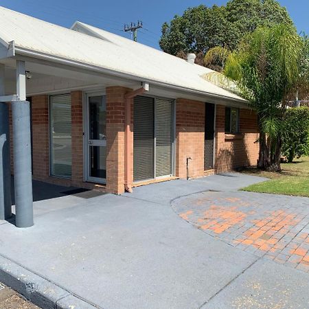 The Oaks Hotel Motel Albion Park Esterno foto